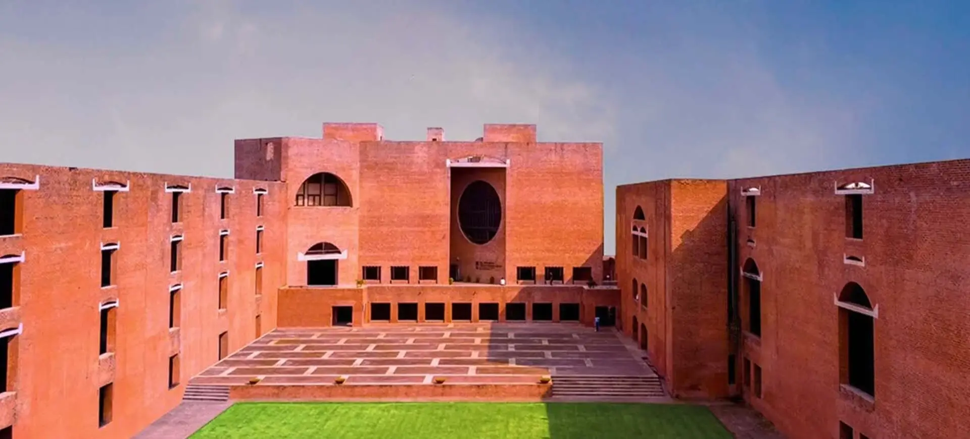 IIM Ahmedabad  Online